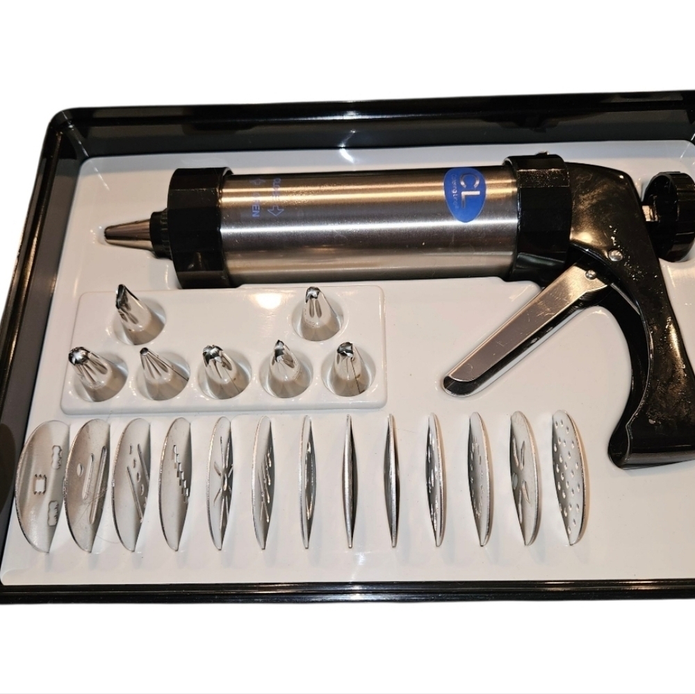 Stainless Steel Cookie Press Icing Set with Black Handle​​​​